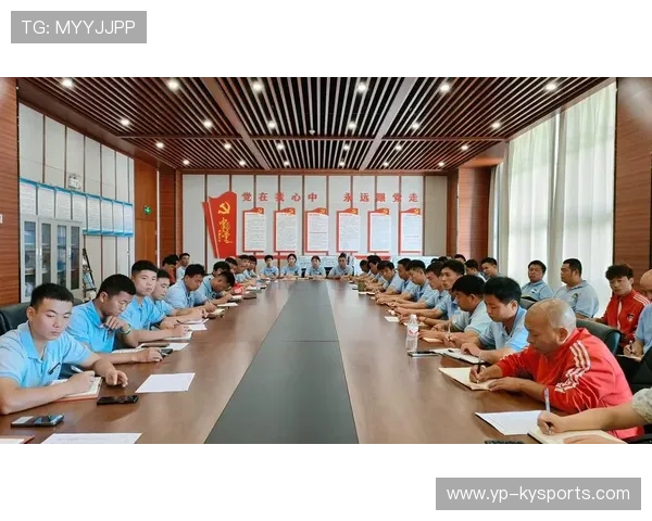 篮球学院加强青训教练员的职业道德与教学规范,青少年篮球教练员的职业素养
